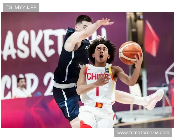 中国男篮备战世界杯新策略 重点培养年轻球员提升核心竞争力