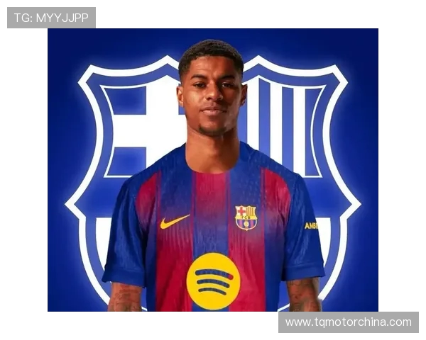 足坛传奇人物的成长轨迹与荣耀时刻盘点：从青涩少年到世界级巨星