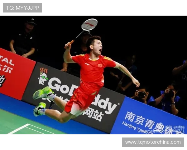 南京羽毛球队在邀请赛中的速度表现分析与精彩瞬间回顾 南京羽毛球队在邀请赛中的速度表现分析与精彩瞬间回顾