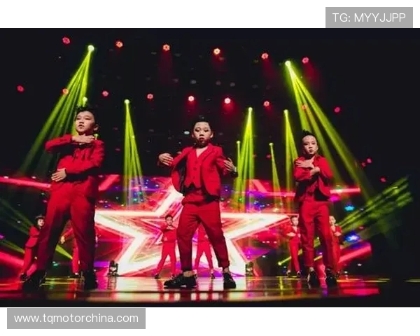 南京街舞队荣登街舞节奏排行榜第九名展现实力与风采 南京街舞队荣登街舞节奏排行榜第九名展现实力与风采