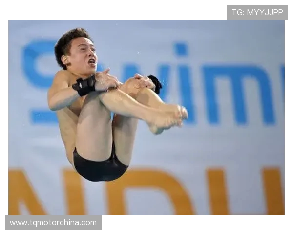 托马斯·戴利:从跳水冠军到时尚设计师的多元人生轨迹与成就探索 托马斯·戴利:从跳水冠军到时尚设计师的多元人生轨迹与成就探索