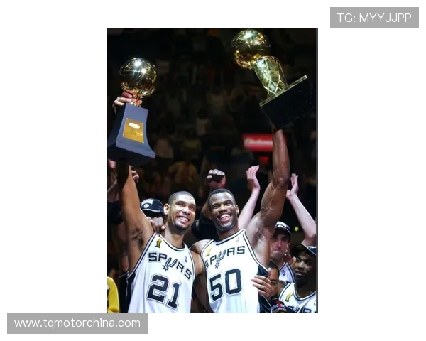 奥尼尔与邓肯巅峰对决精彩集锦解析篮球传奇的荣耀与对抗