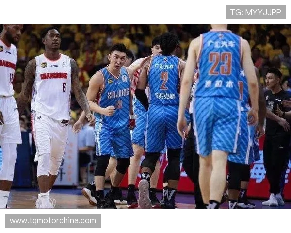 季前赛精彩回放广东队对阵新疆队的激烈对决全程回顾